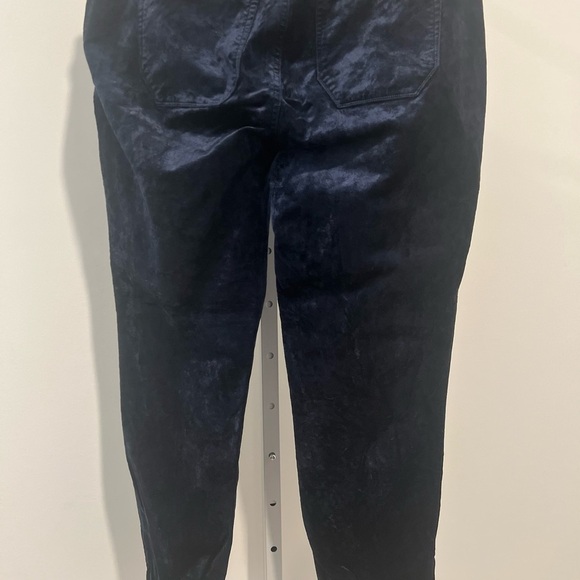 Paige - Hoxton Ankle Velvet Jeans- Deep Navy / Size 28 / Waist 16’ & Inseam 17’ - Picture 4 of 5